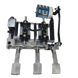 Pedál szerelvény ST8055-höz