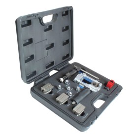 Hidraulikus prés csövek hajlításához