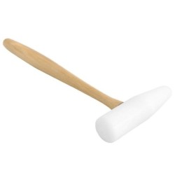 Kalapács műanyag fejjel a karosszériához